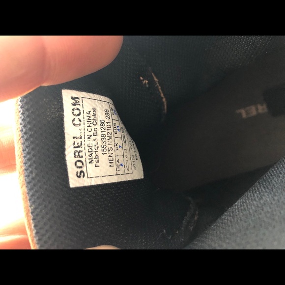 Sorel boots - Picture 6 of 7